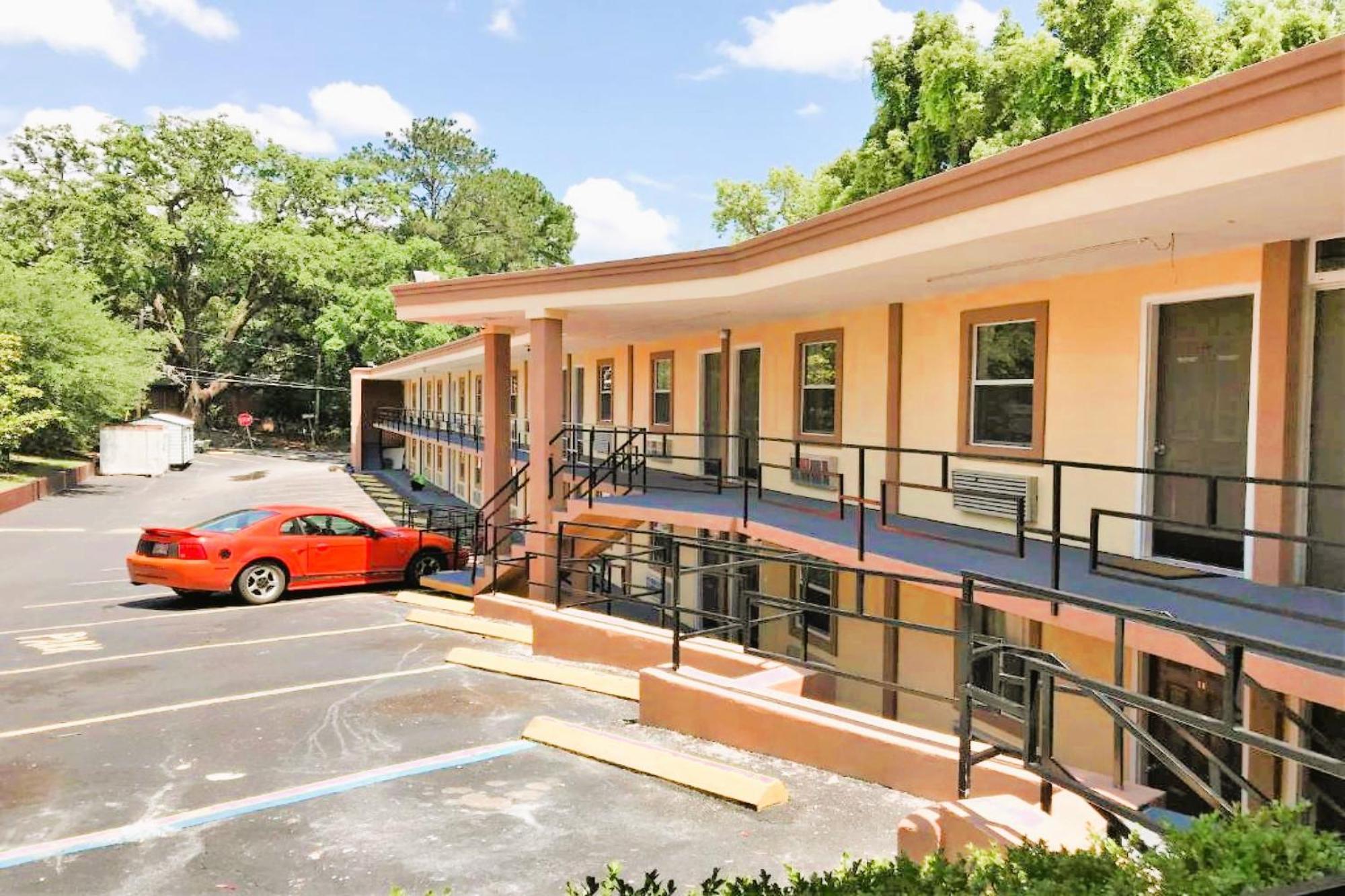Oyo Hotel Tallahassee Downtown Luaran gambar
