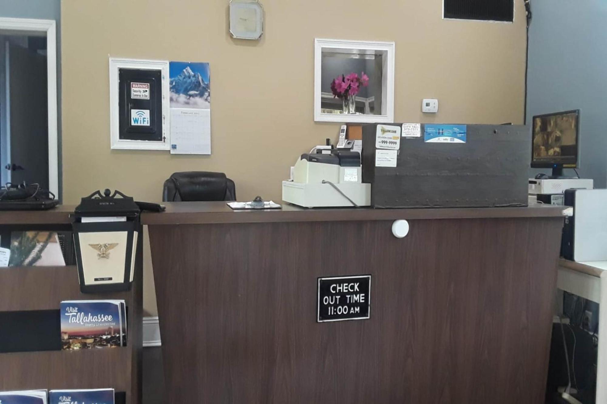 Oyo Hotel Tallahassee Downtown Luaran gambar
